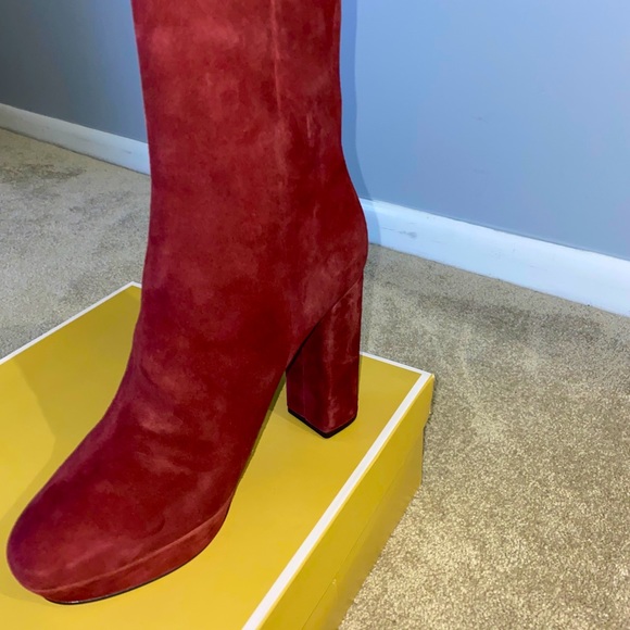 Michael Kors Booties - Picture 2 of 4
